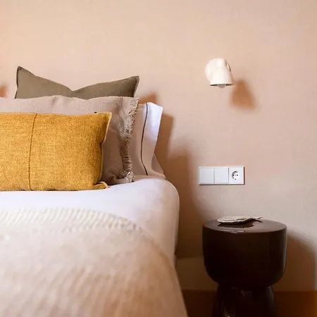 C211 Apartment *