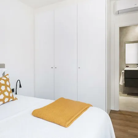 C211 Apartment