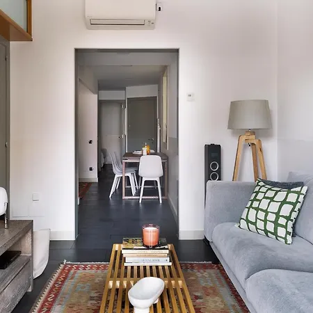 Apartment C211 *