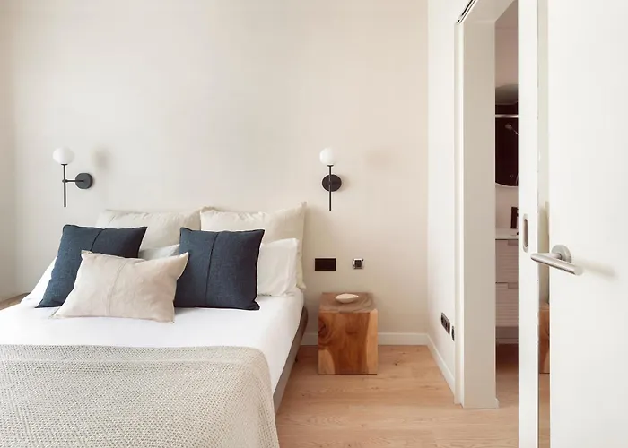 C211 - Simaba Group Apartment