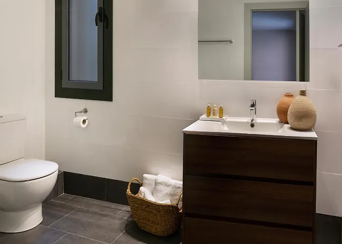 C211 - Simaba Group Apartment